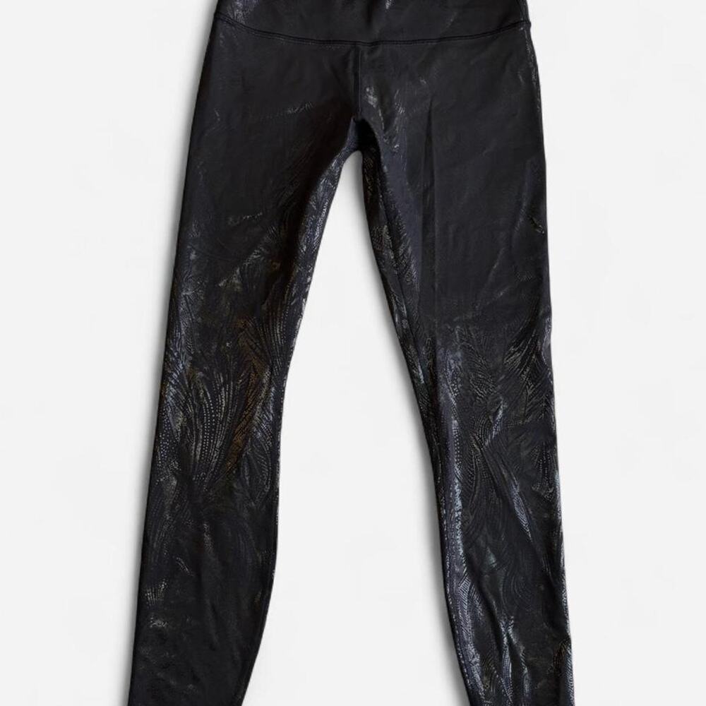 Lululemon Women Size 6 Activewear Leggings Textured Black Silver